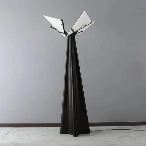 Lampadaire en albâtre Mesarthim, à pétales
