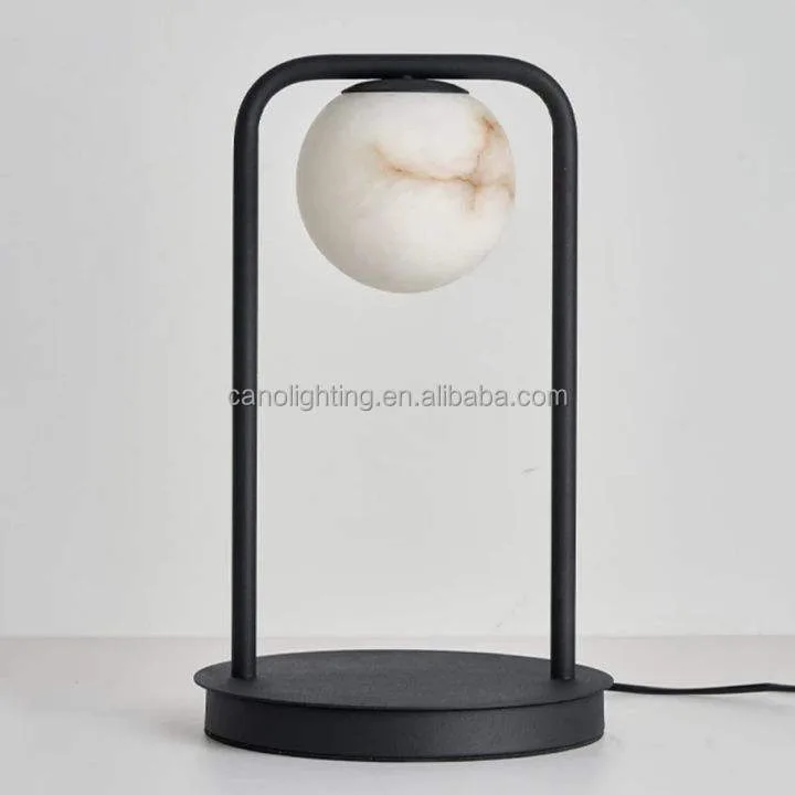 Lampe en albâtre Homam, globe et cadre noir, vue 2 sur 6
