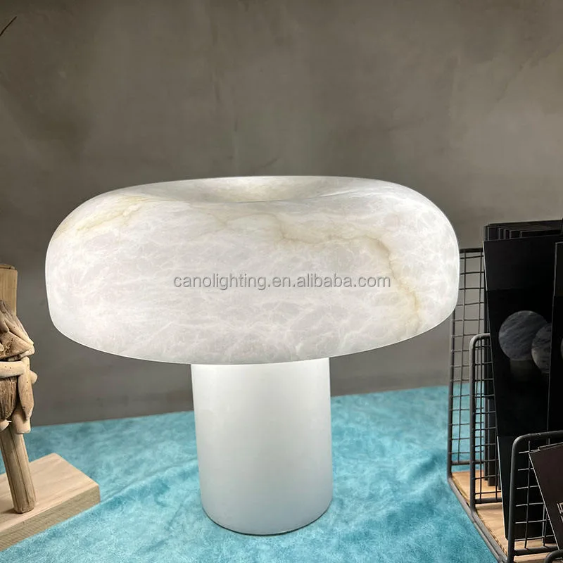 Lampe en albâtre Tarazed, sphère sur socle, vue 4 sur 6