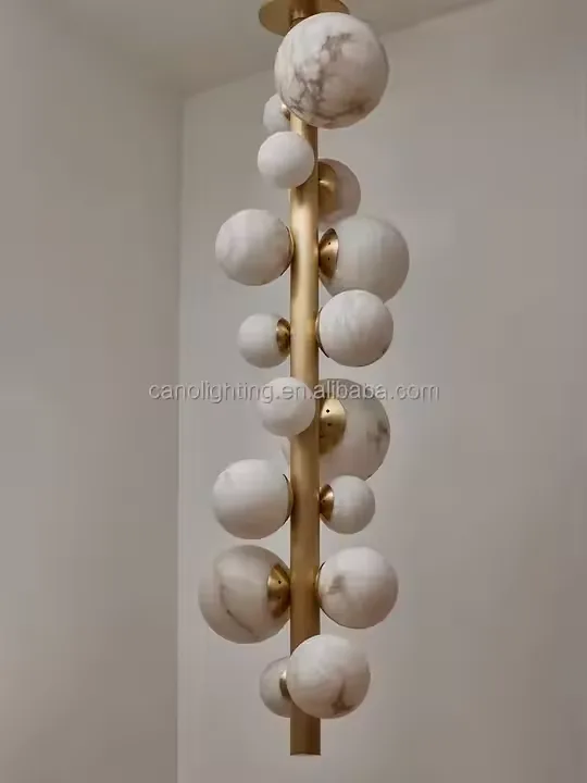 Lustre en albâtre Denebola, colonne de sphères, vue 4 sur 6