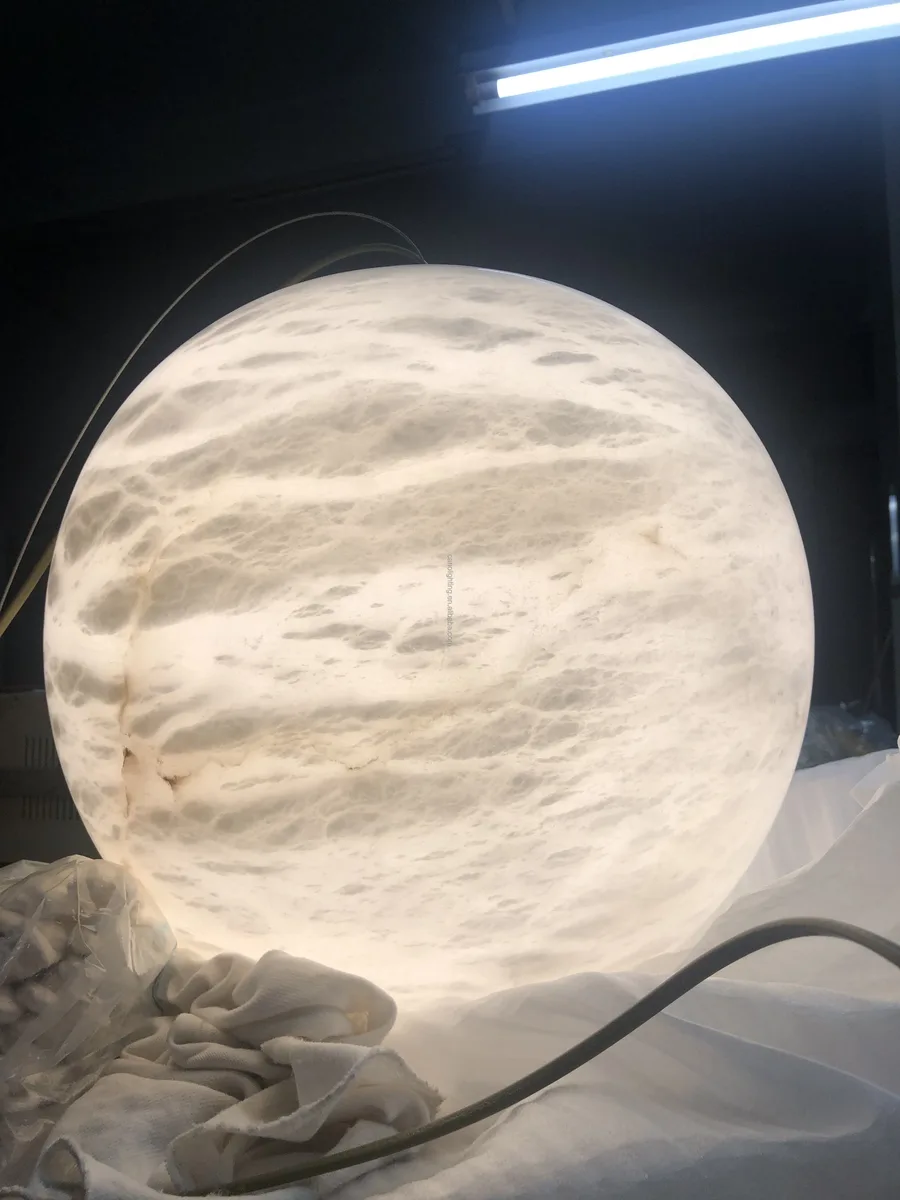 Lustre en albâtre Fomalhaut, dôme de disques, vue 5 sur 6