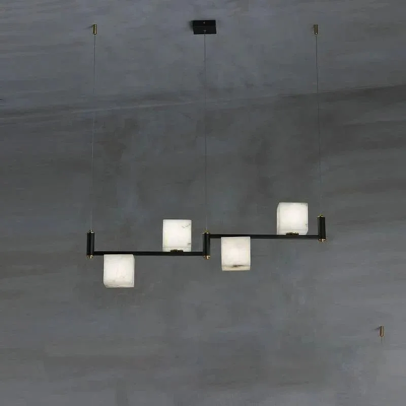 Suspension en albâtre Maïa, cinq blocs, vue 4 sur 6