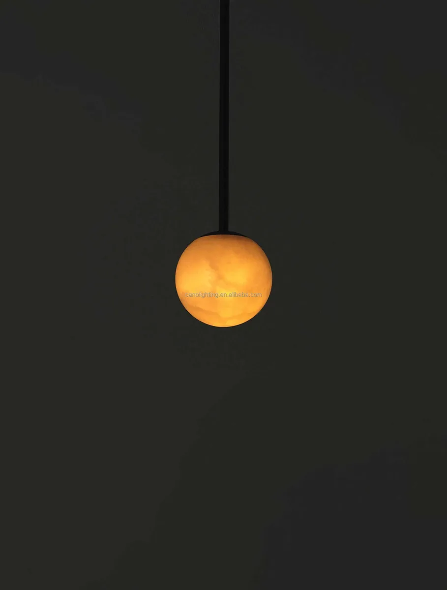 Suspension en albâtre Spica, trois sphères, vue 6 sur 6